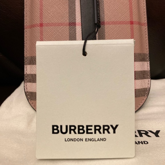 BNWT BURBERRY Vintage Check Anne Phone Case with Strap - Picture 6 of 12